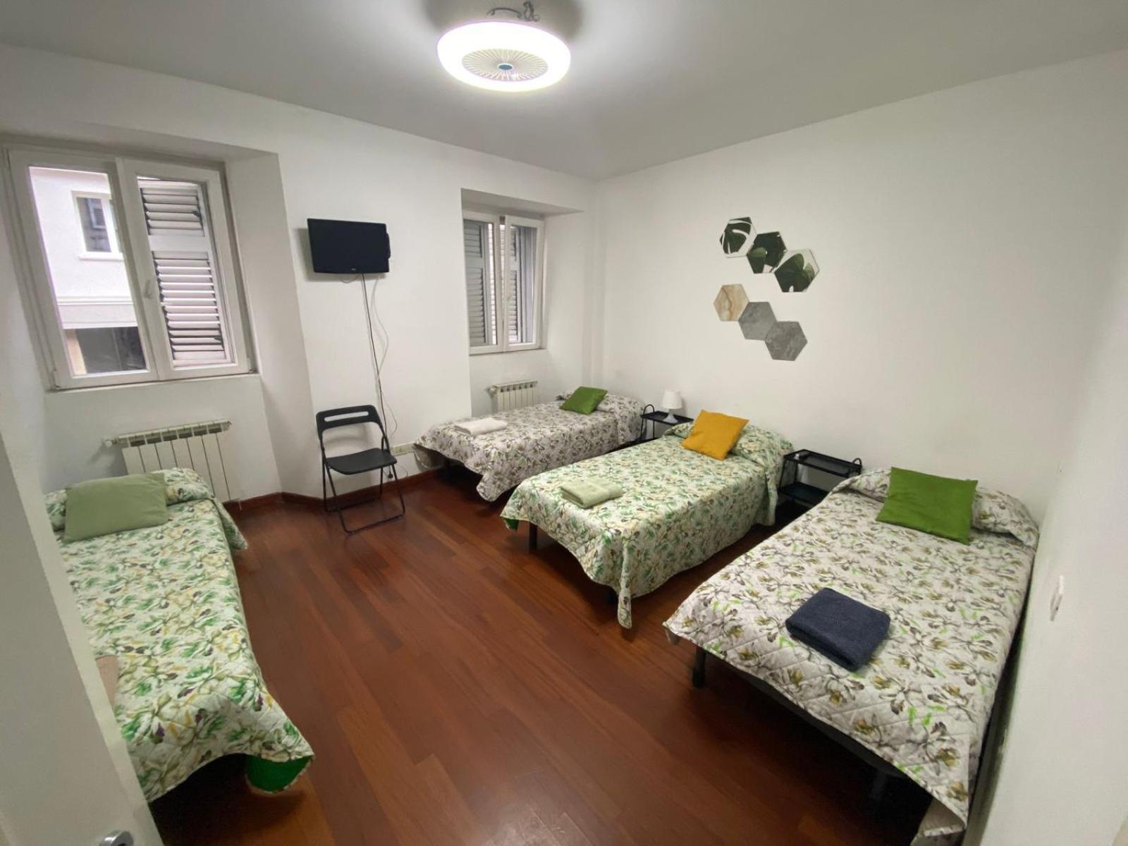 Affittacamere Guerrero Rooms Τεργέστη Εξωτερικό φωτογραφία